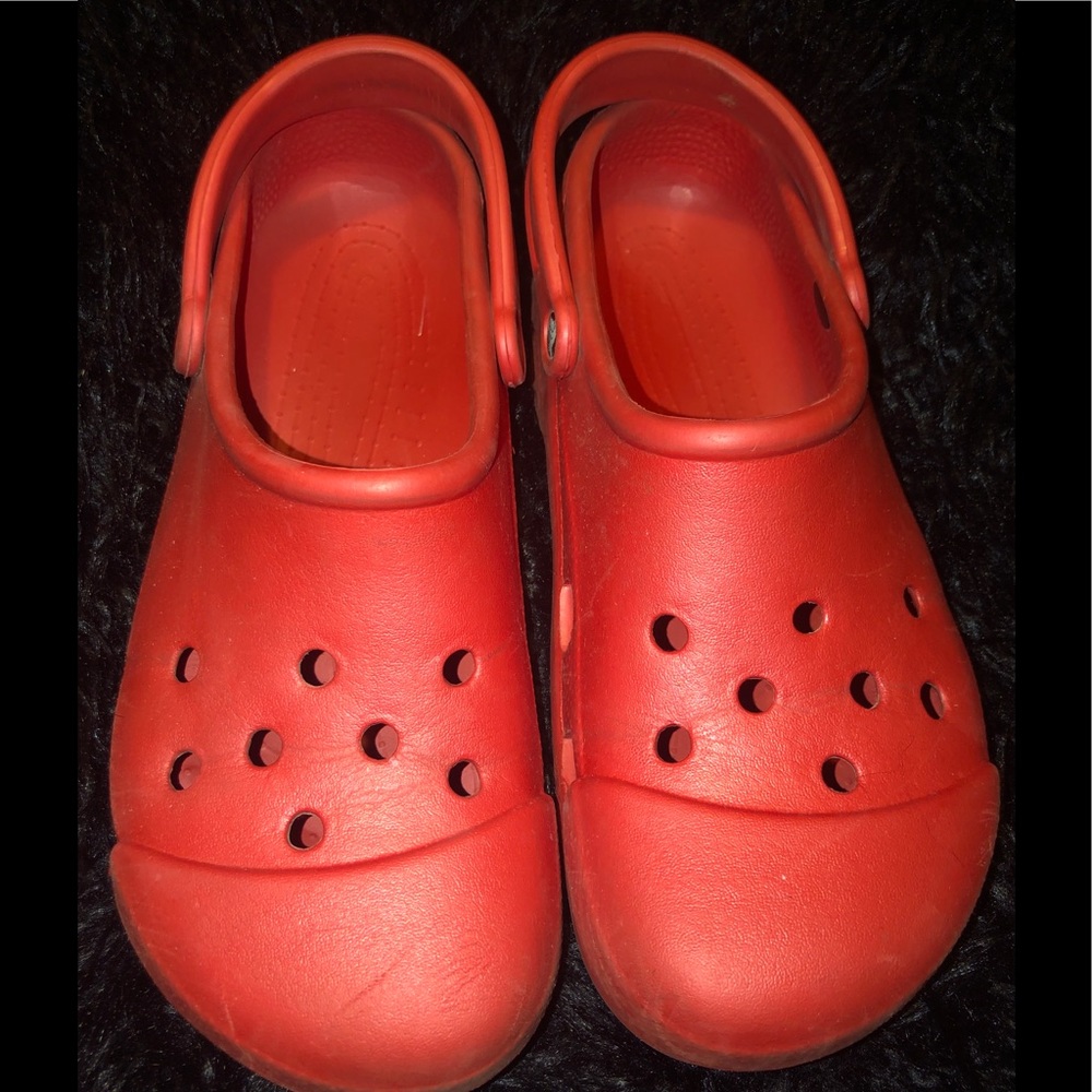 Unisex crocs Men’s 10-11 / Women’s 12-14
